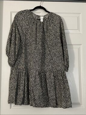H&M Black Floral Mini Dress with White and Green Print